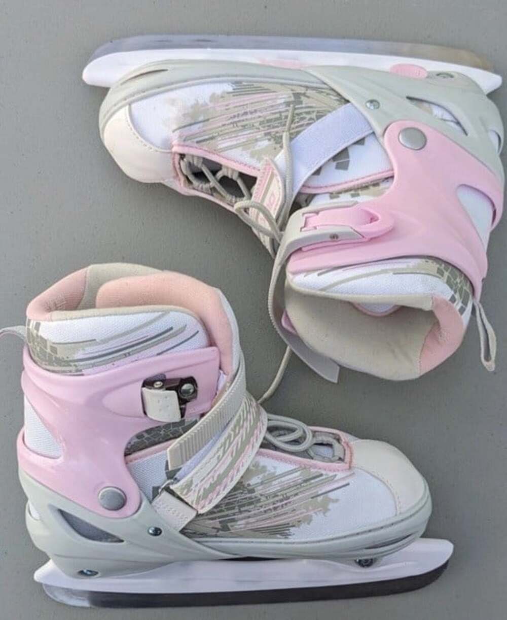 DBX Pink White Adjustable Ice Skates Girls Size 1-4 Super Sharp Blades